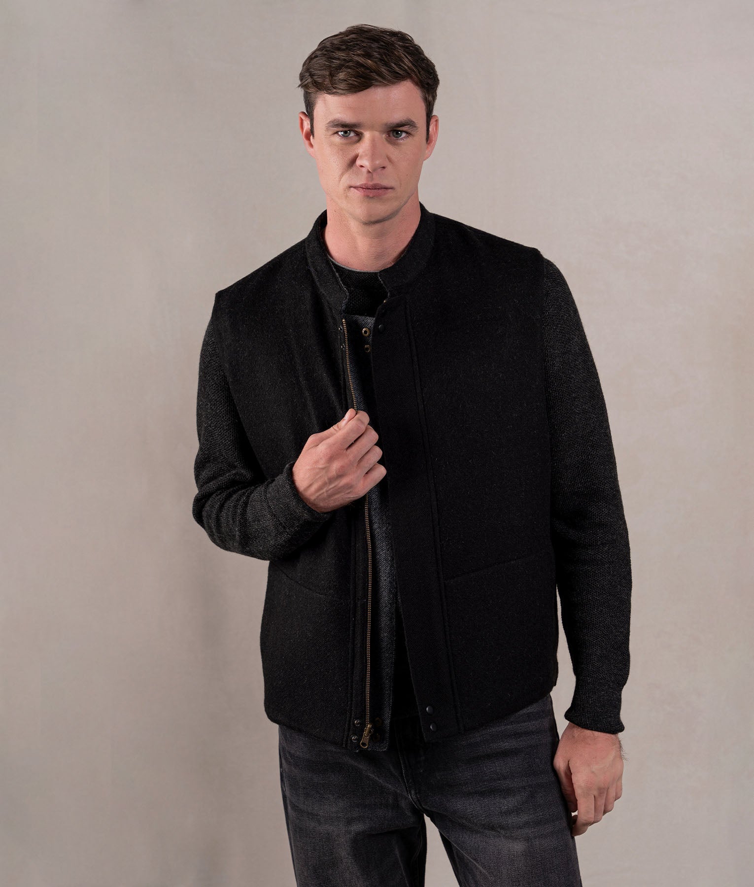 Chaleco De Hombre - Grafito Y Negro