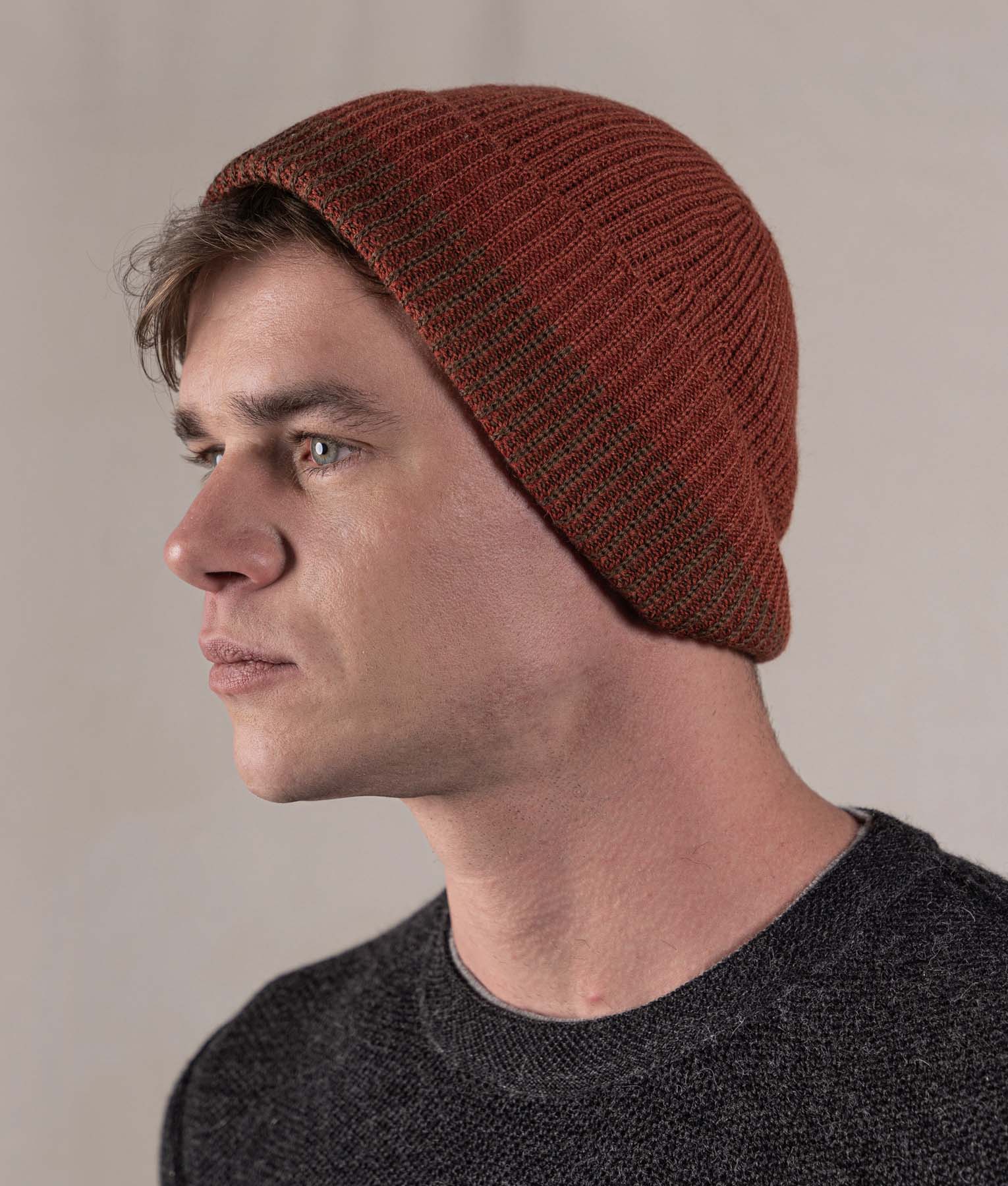 Gorro Reversible - Rojo Óxido Y Guinda Jaspeado