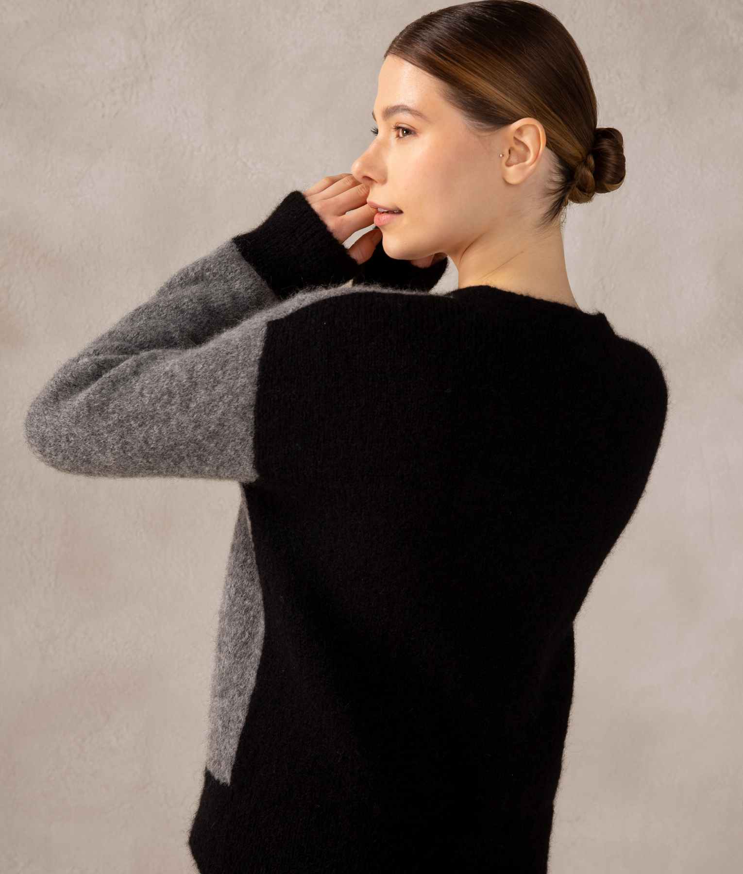 Cardigan Con Diseño - Piel De Tiburon Gris Y Negra