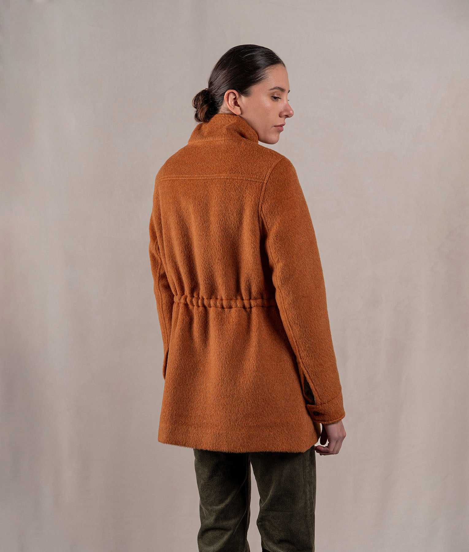 Abrigo Con Bolsillos Cargo - Cafe Umber