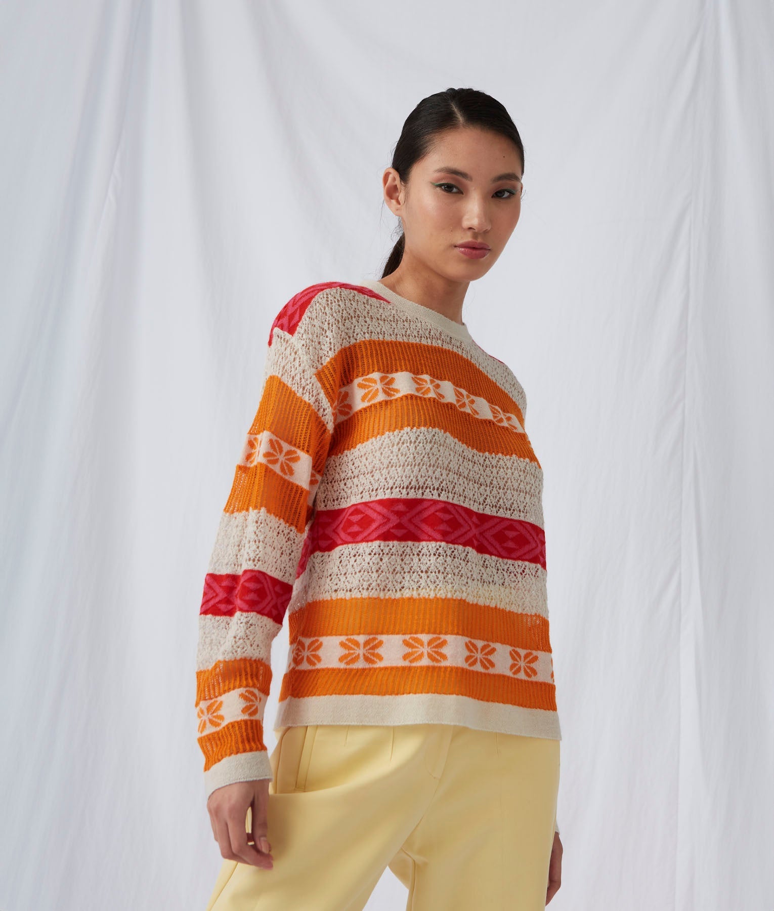 Chompa Lace & Jacquard