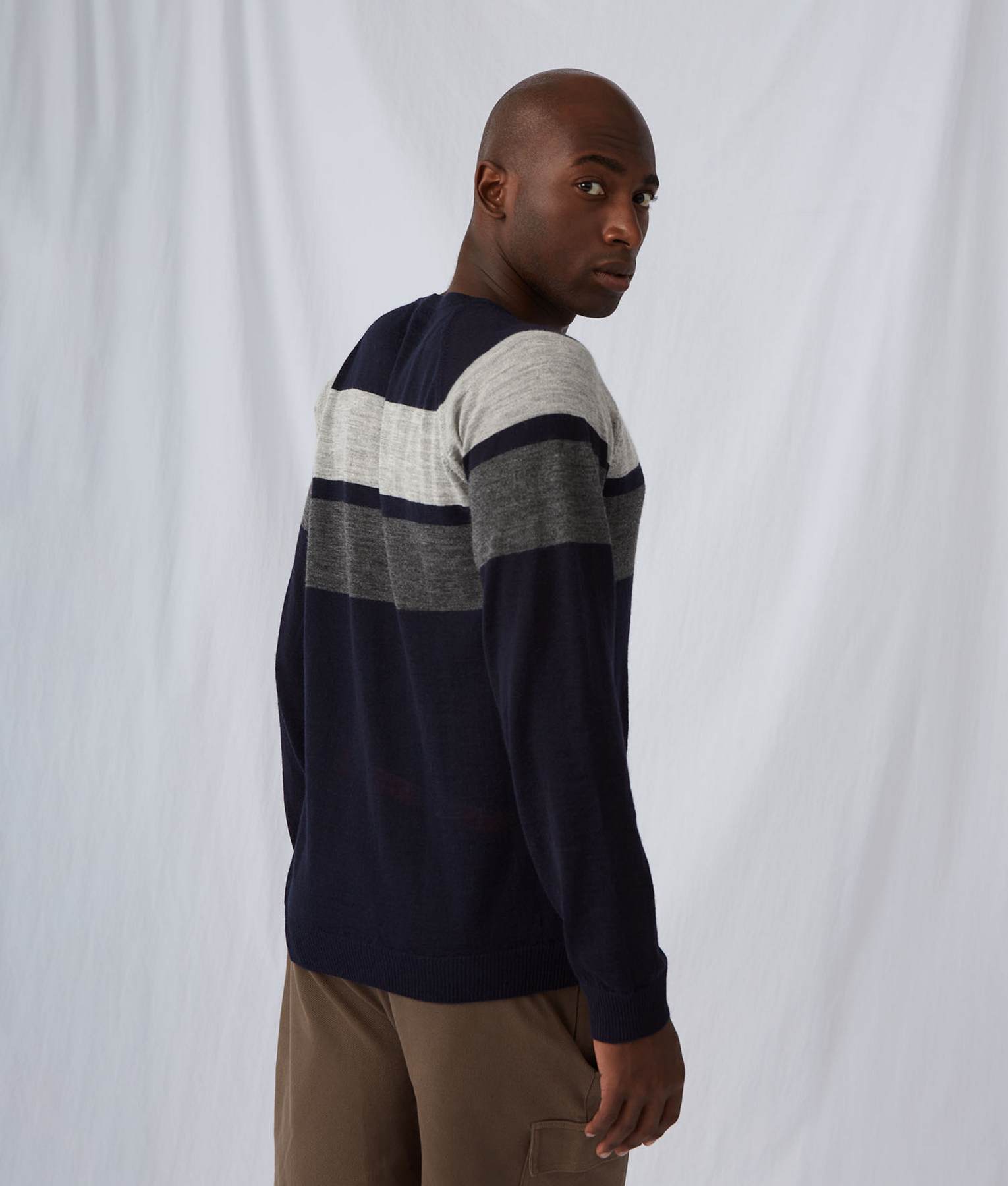 Chompa Men's Intarsia Cuello O