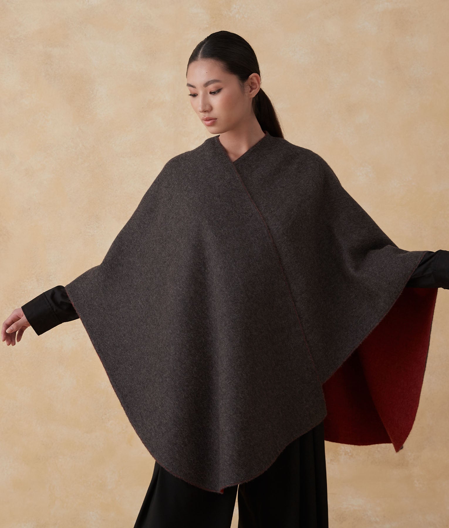 Ruana Reversible Baby Alpaca