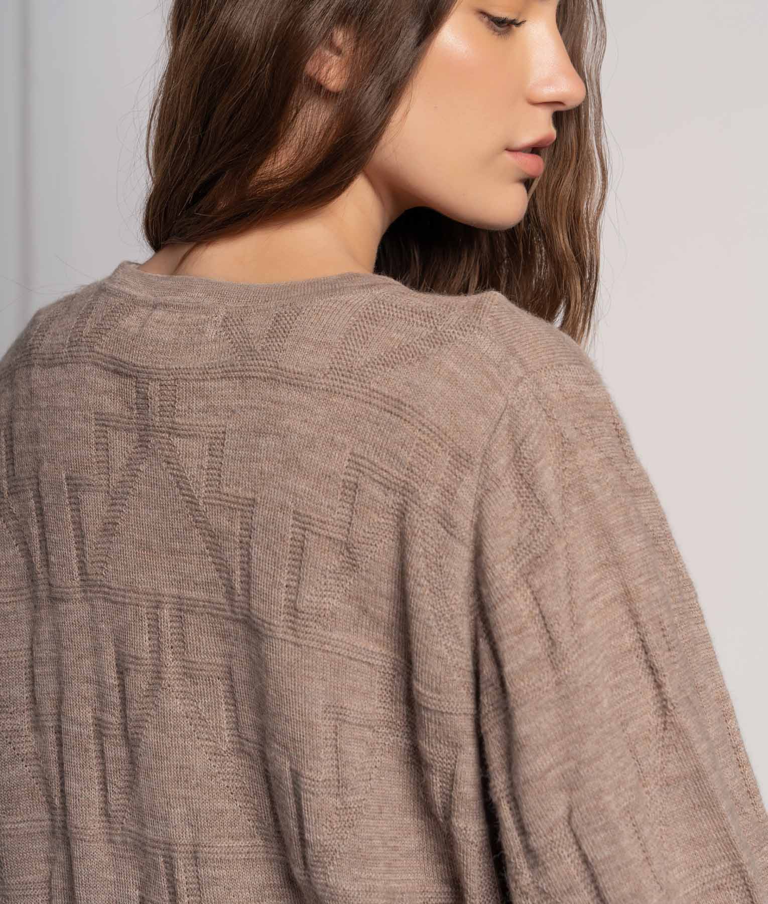 Chompa Jacquard Oversize