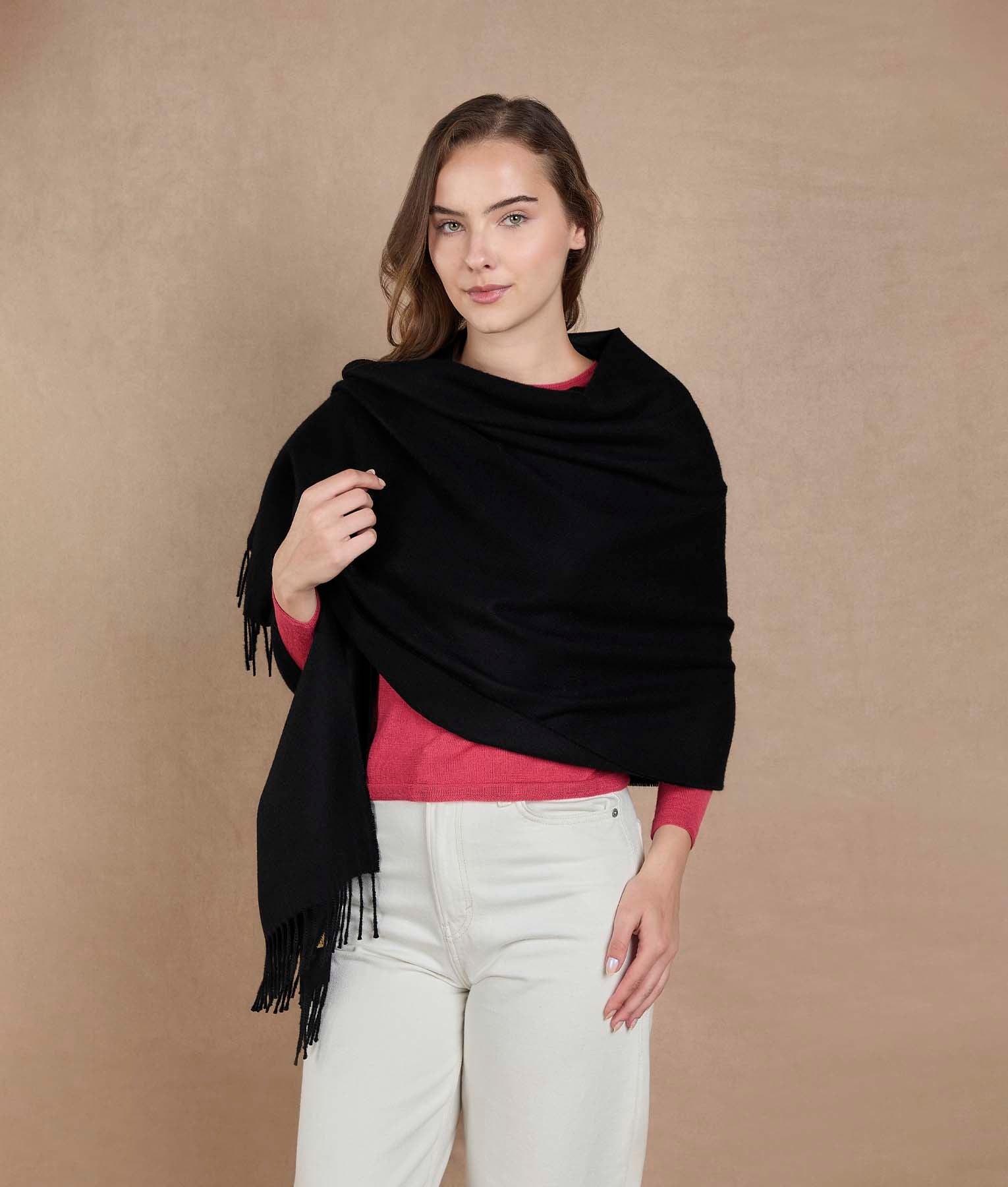 Estola Perchada - Negro