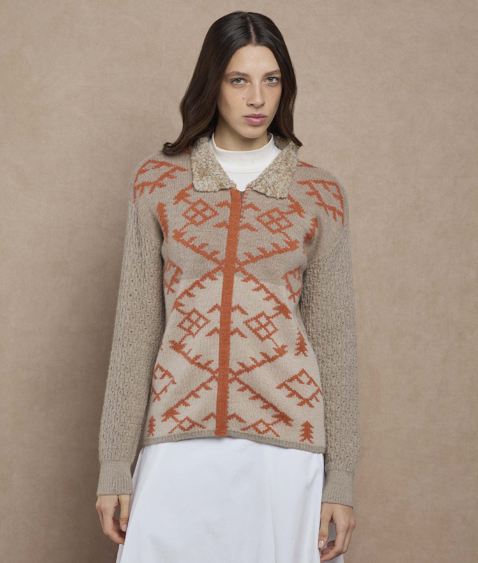 Cardigan Mas Que Lineas