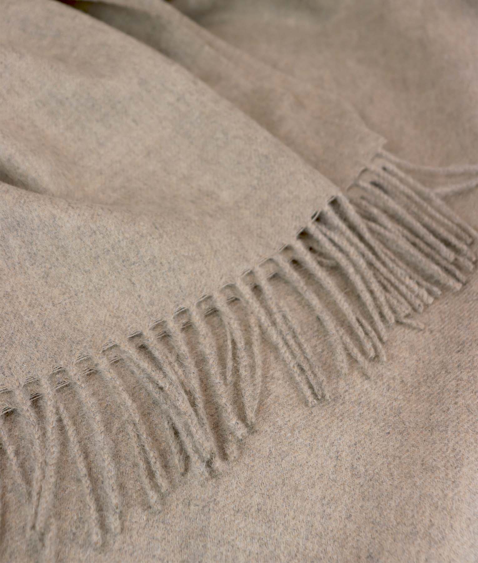 Manta Clasica - Plaza Taupe