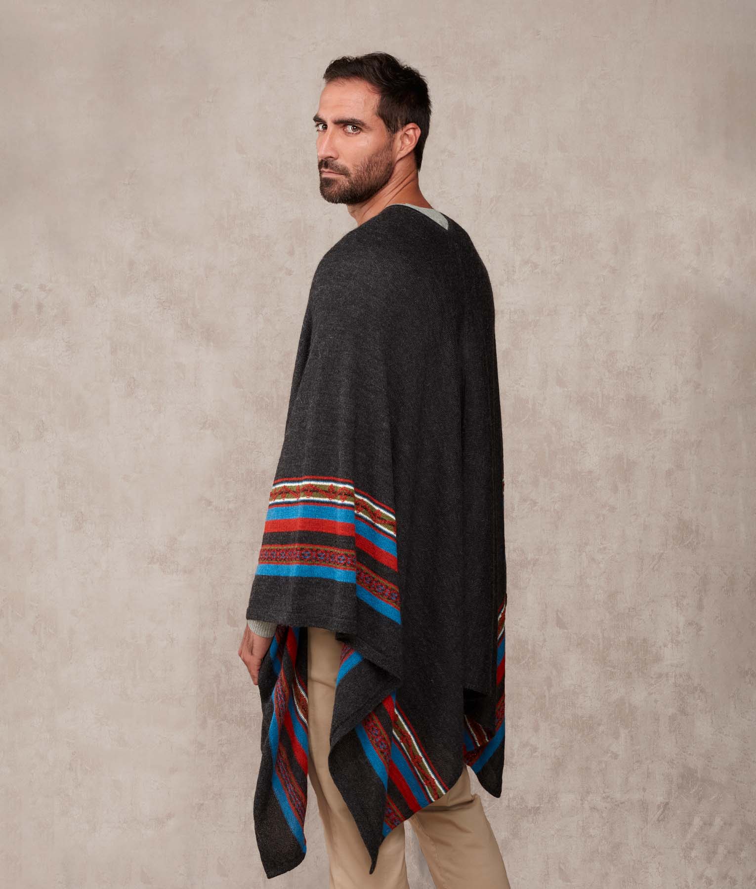 Poncho Montañero - Antracita Y Pure De Calabaza