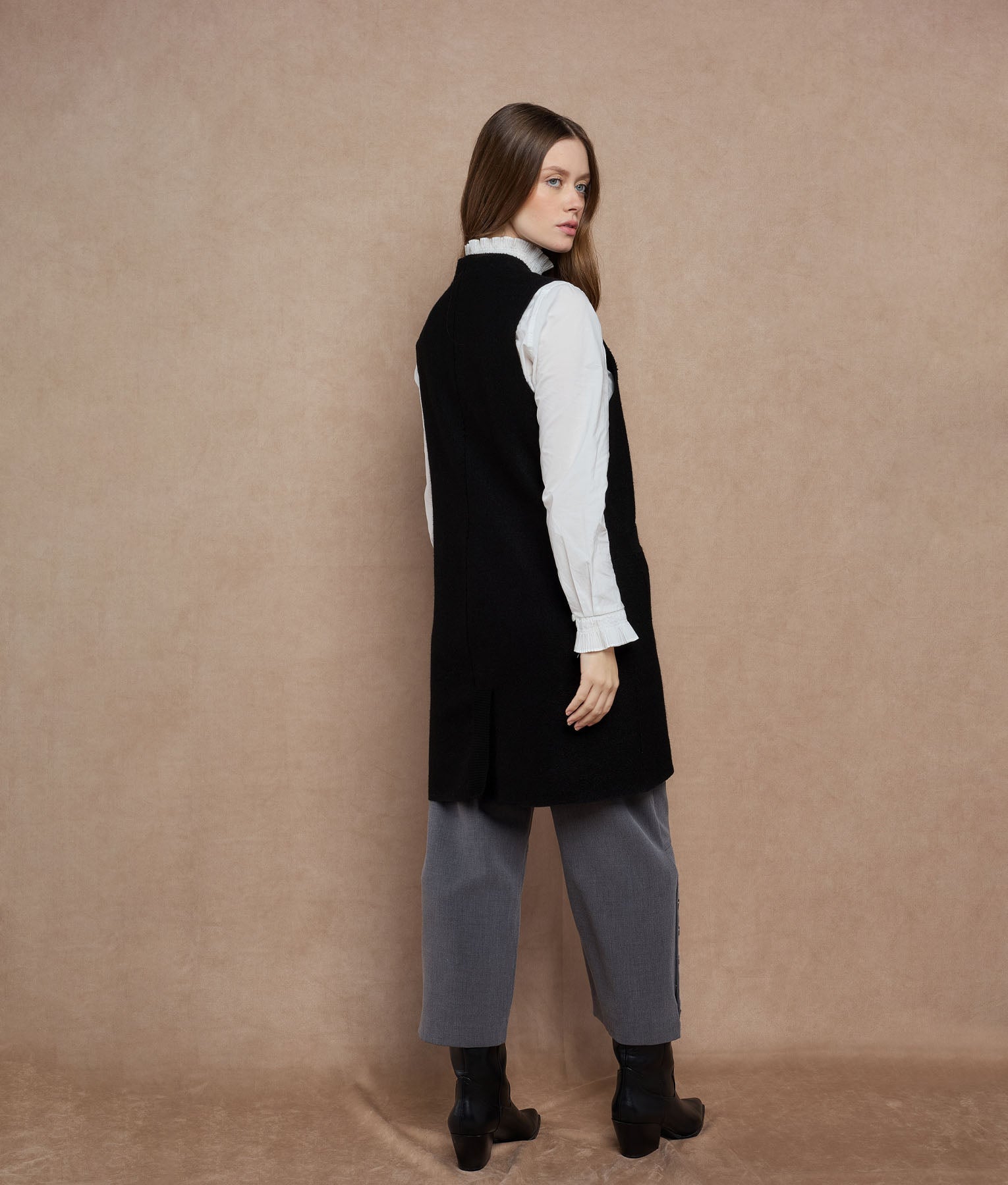 Chaleco Largo Cuello V