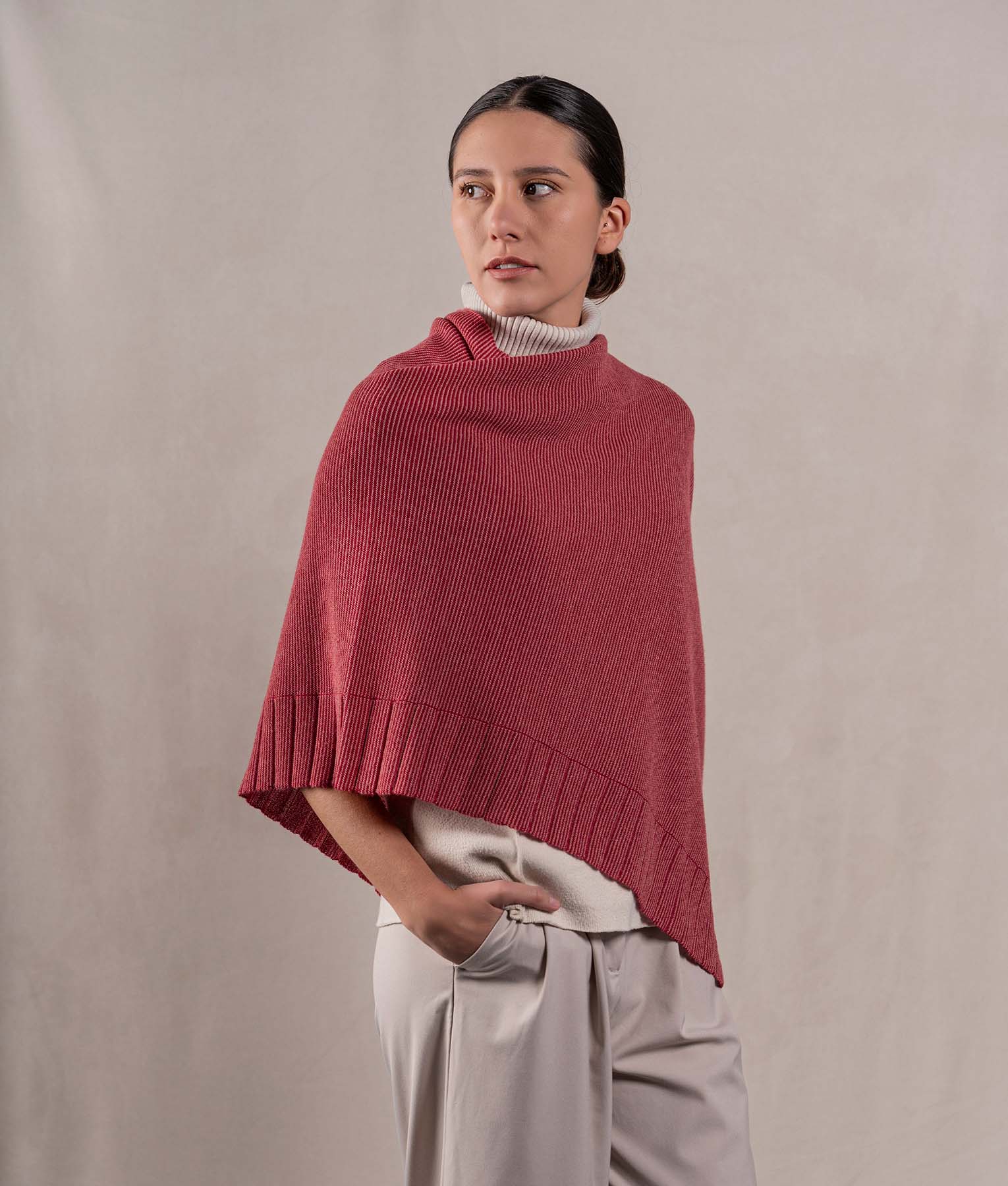 Poncho Verbena - Rojo Vino Claro