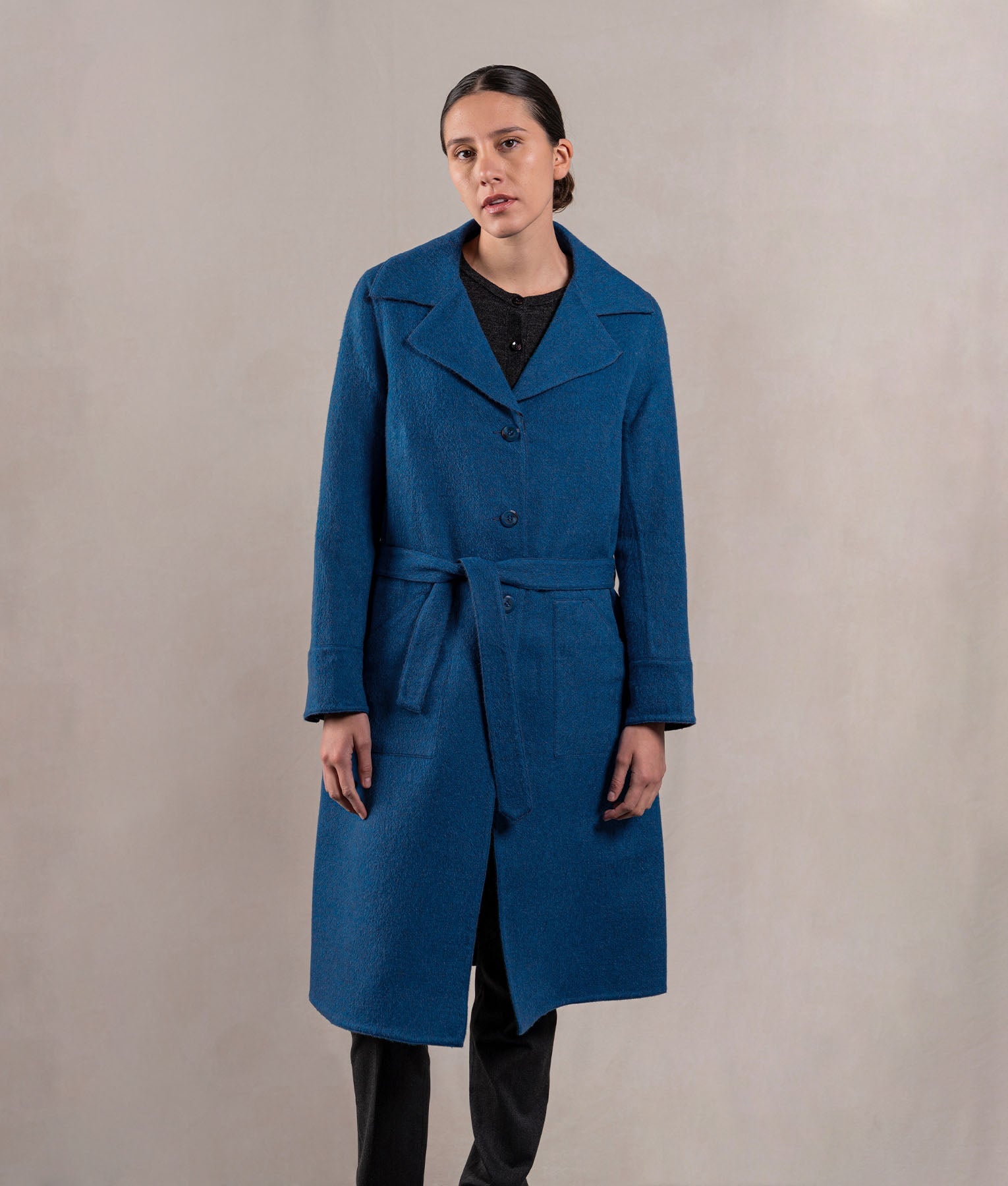 Abrigo Oversize Reversible Con Cinturón - Azul Petróleo Y Gris Oscuro