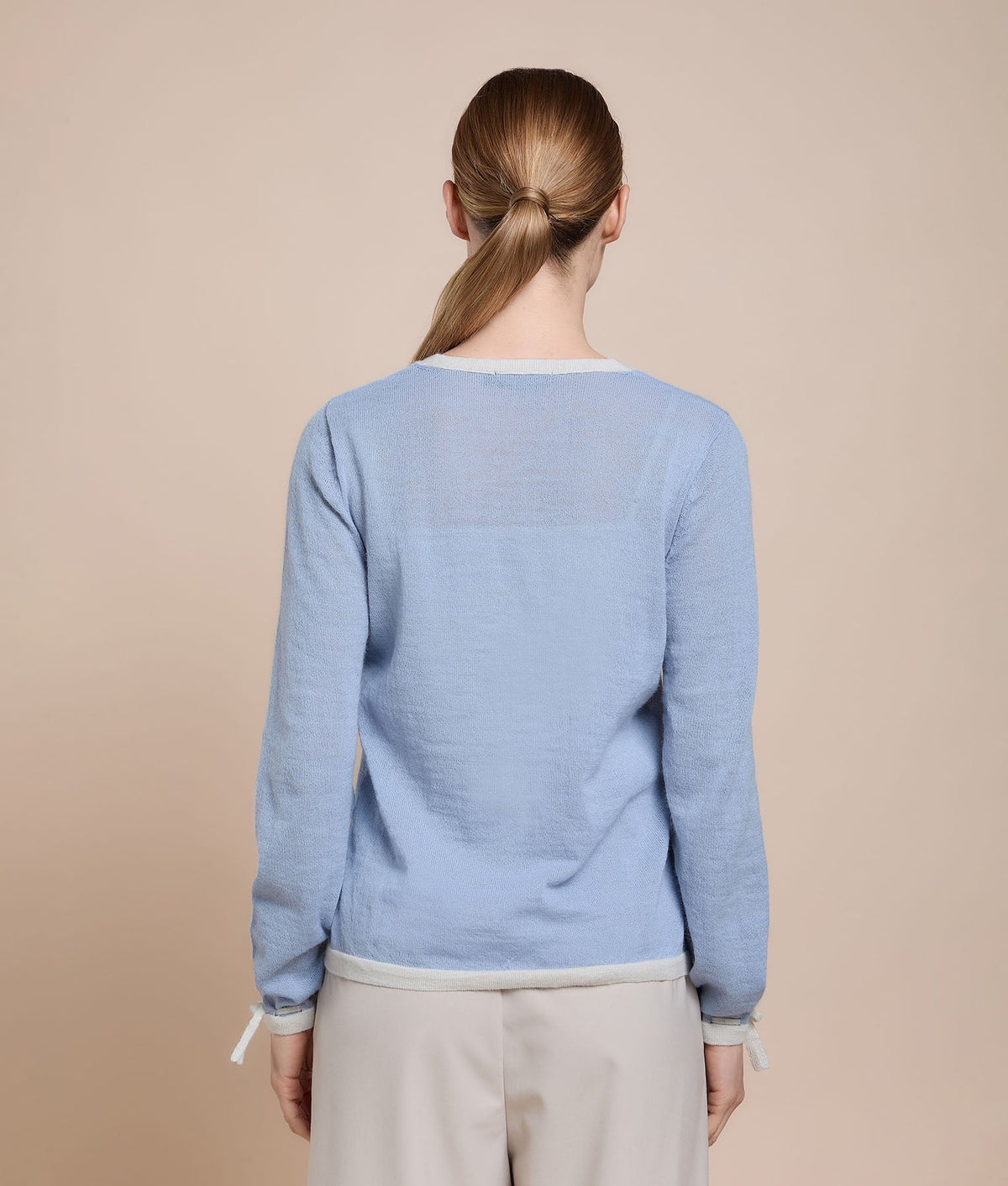 Elsa V-Neck Pullover